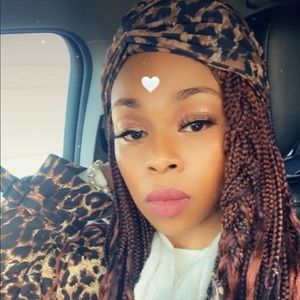 Meet your Posher, Terica